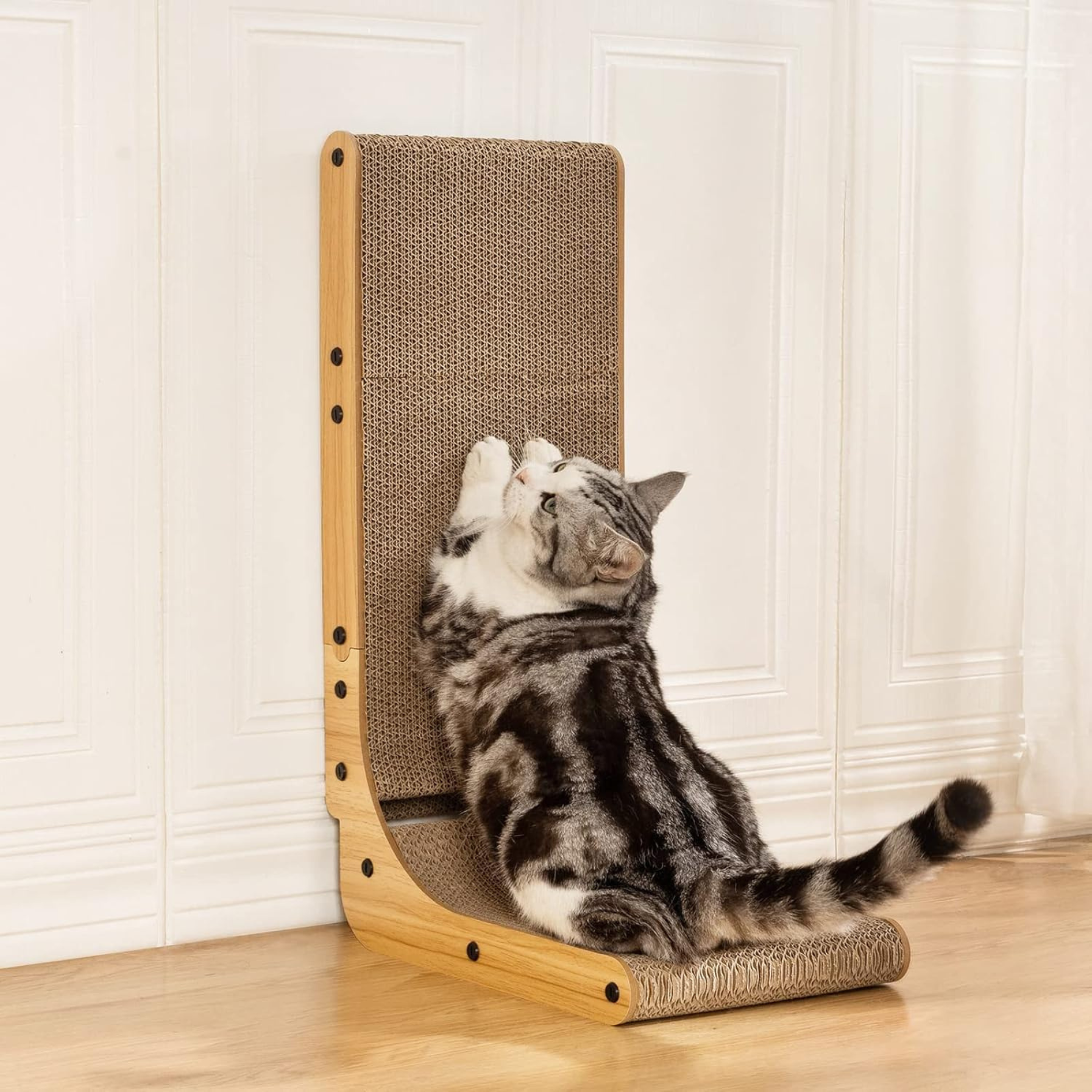 Catzy Scratcher - Bútorvédő Kaparófa Macskajáték